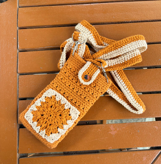 Phone pouch