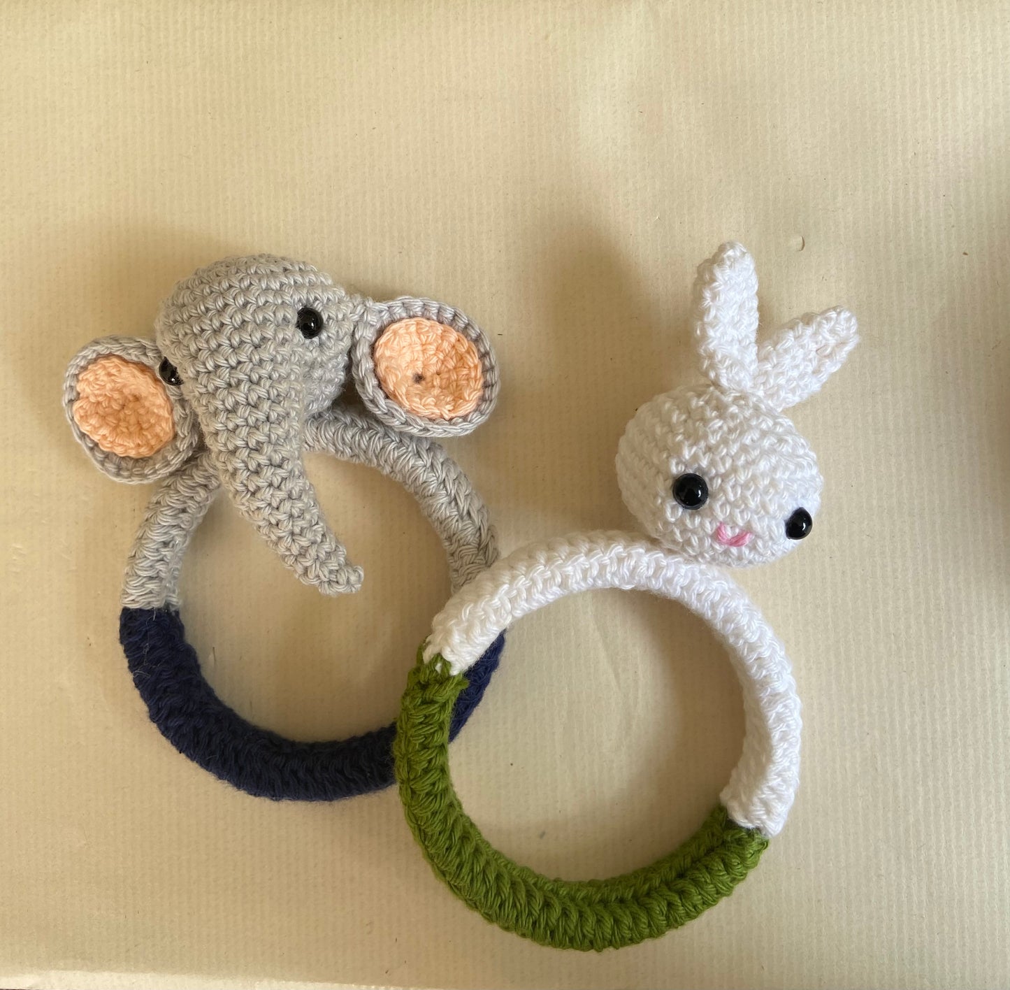 Grip toys Bunny and Elly