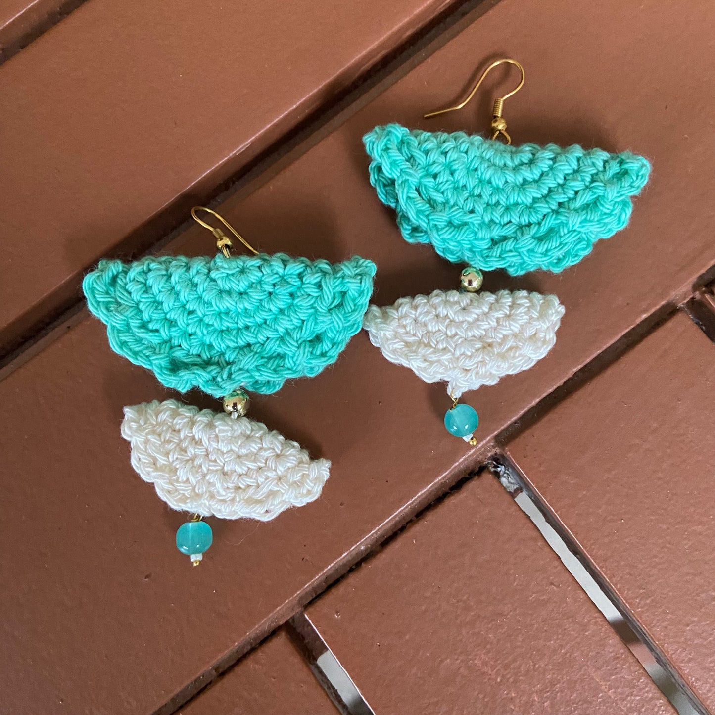 Fan earrings