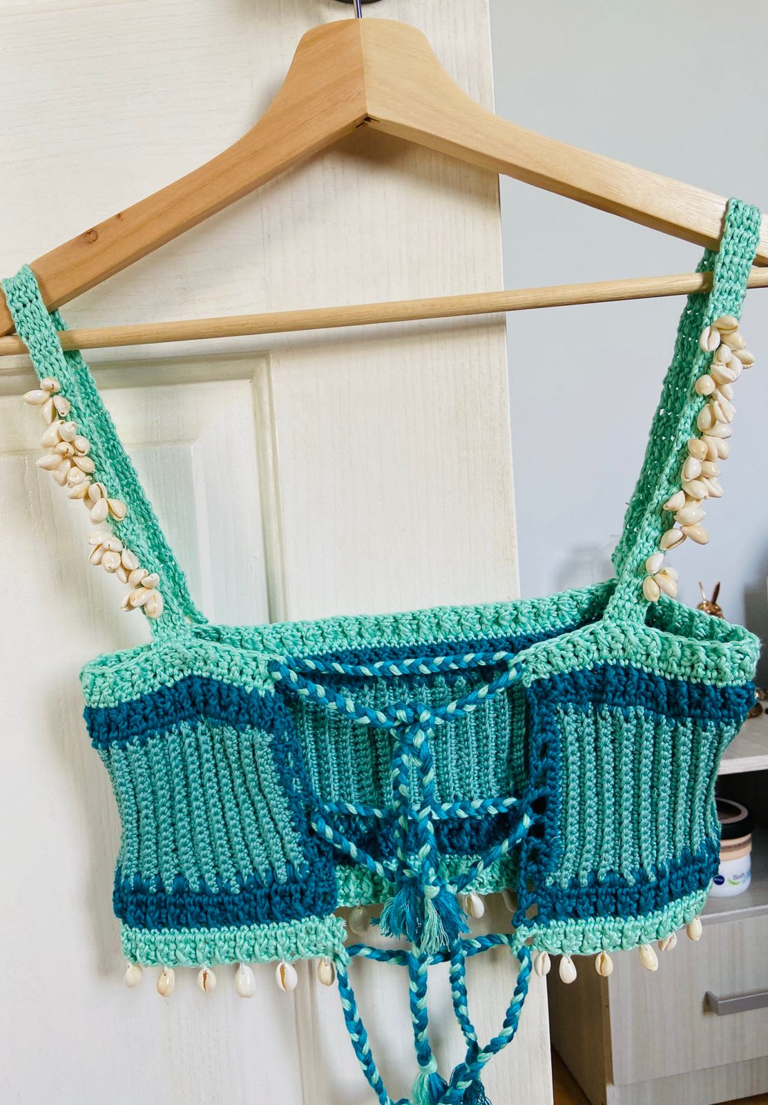 Beach wear crop top with shells