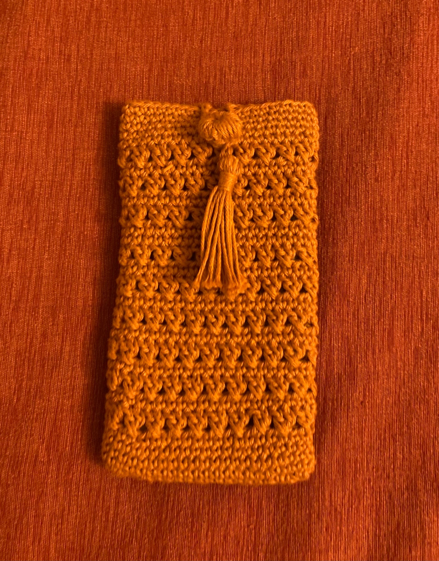 Phone pouch